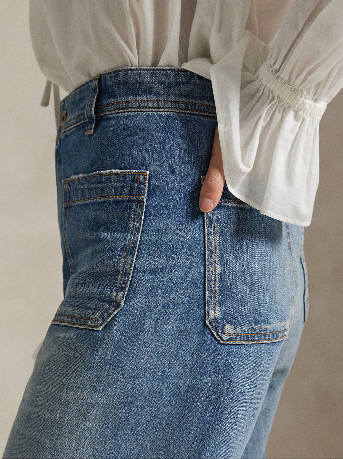 2026 New Arrival Jeans Vita Alta con Tasche Applicate Blu