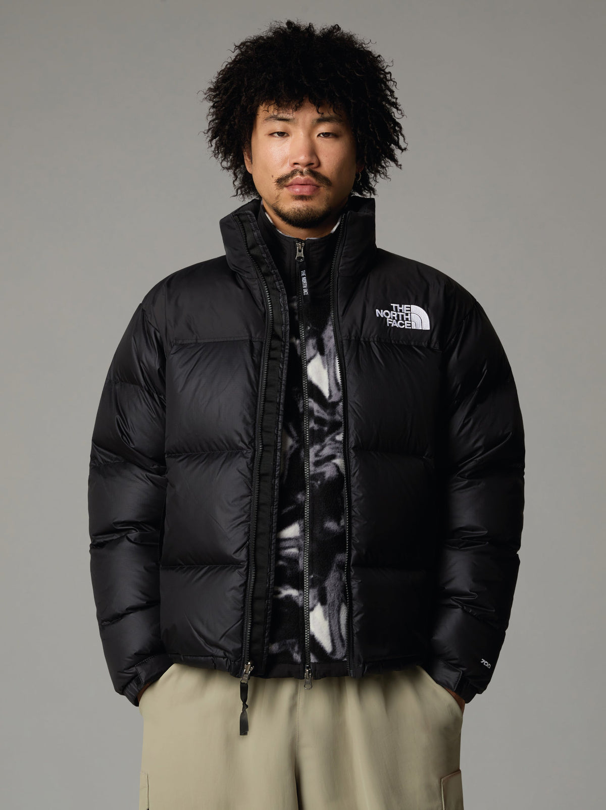 Giacca Retro Nuptse in Tessuto Ripstop Lucido Nero