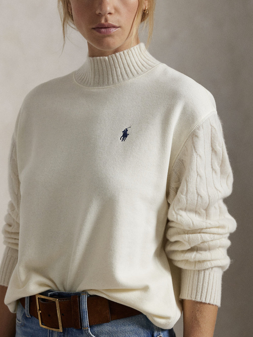 2026 New Arrival Felpa con Collo Alto Crema