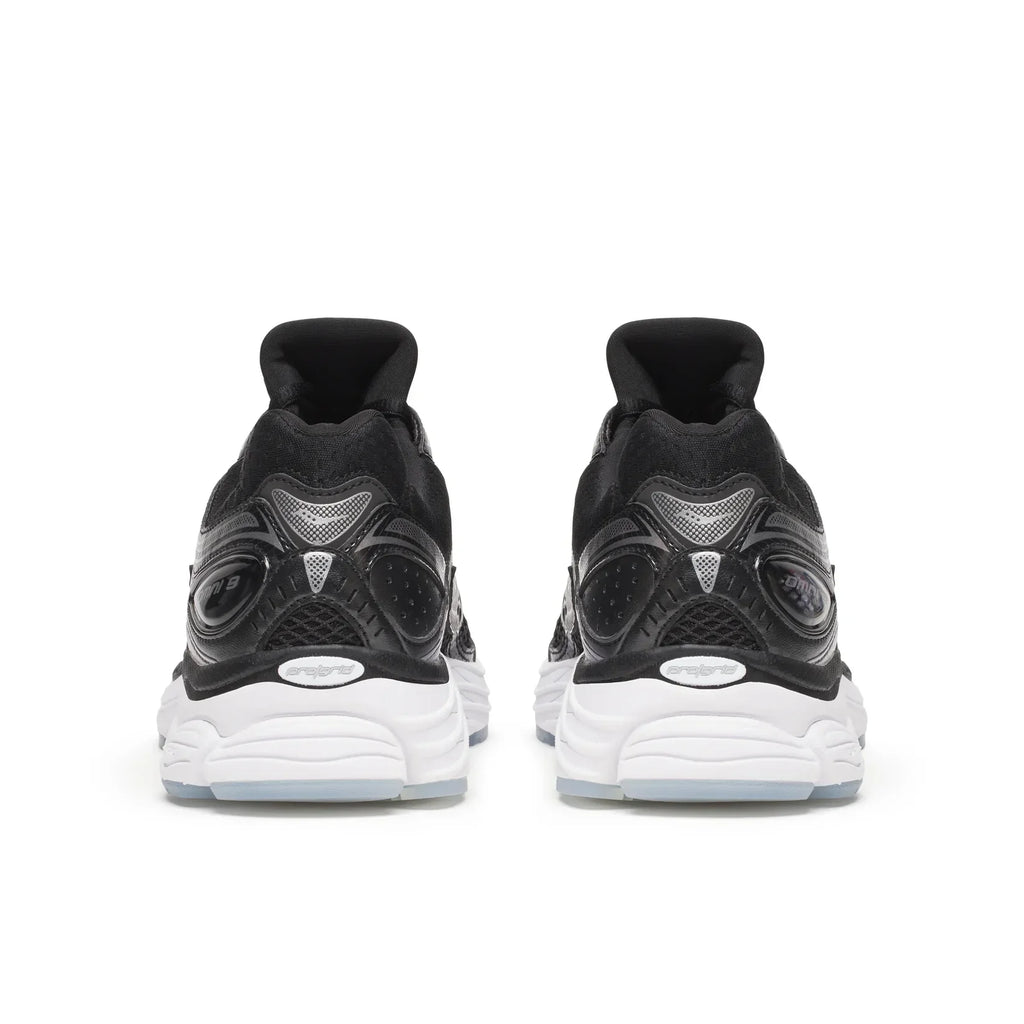2026 New Arrival Saucony ProGrid Omni 9 'Black'