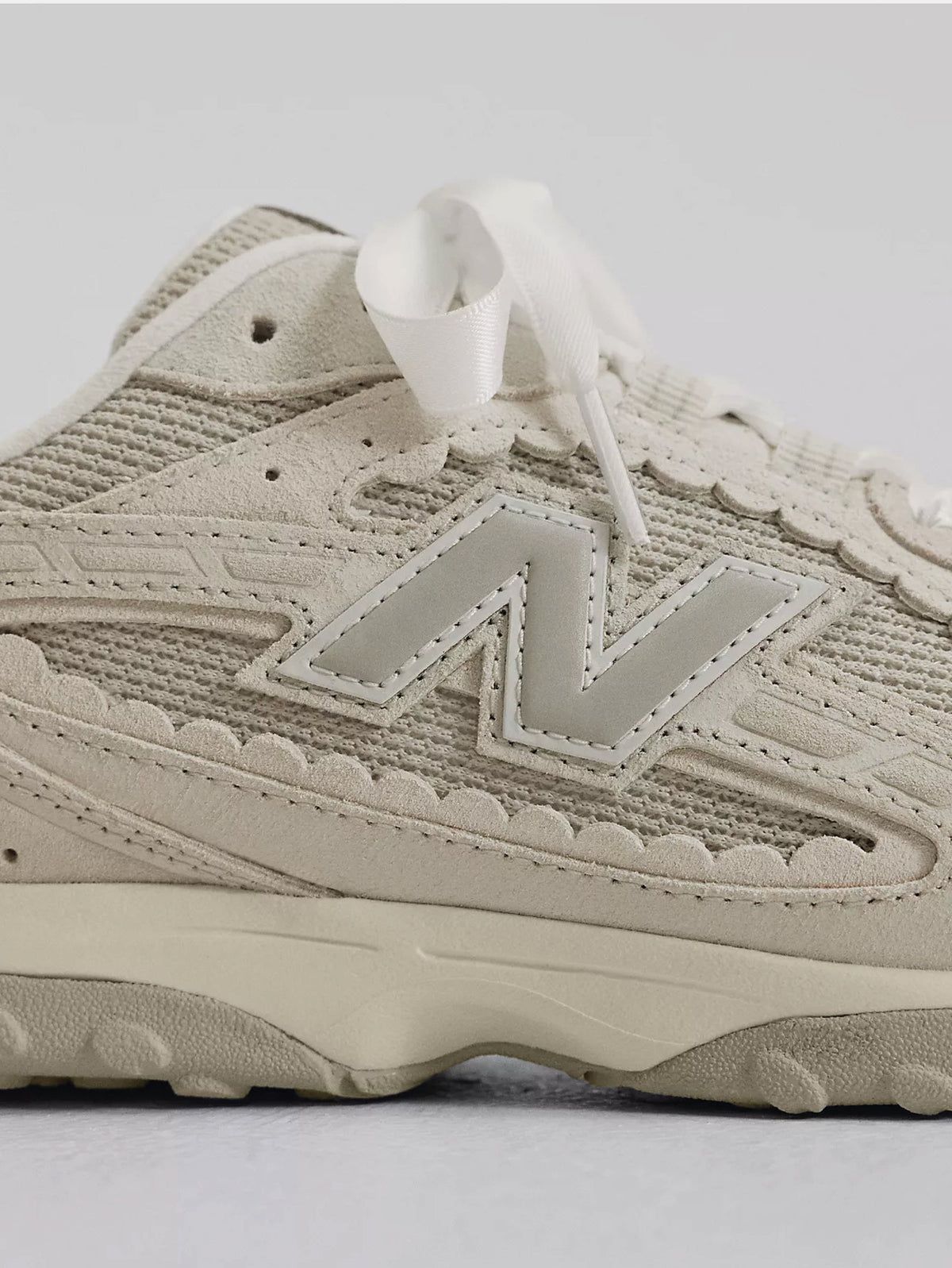 2026 New Arrival Sneakers con Suola Bassa 204L Beige