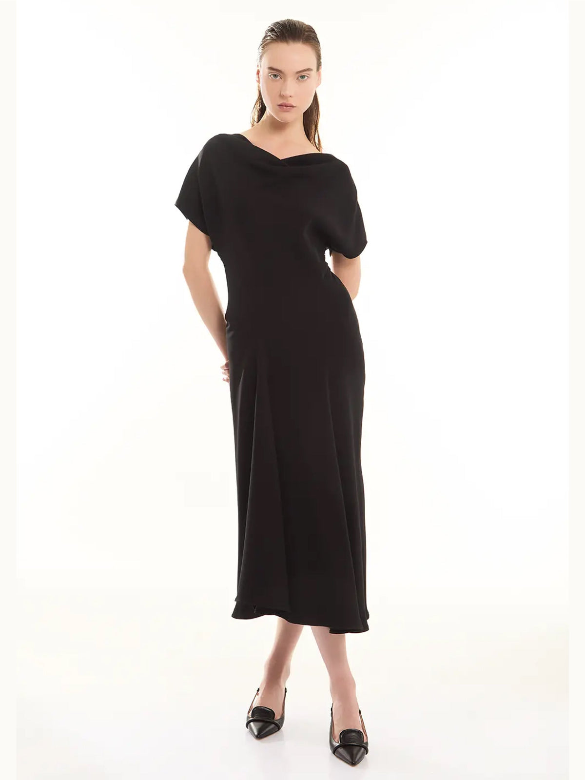 2026 New Arrival Abito Midi con Drappeggio Nero