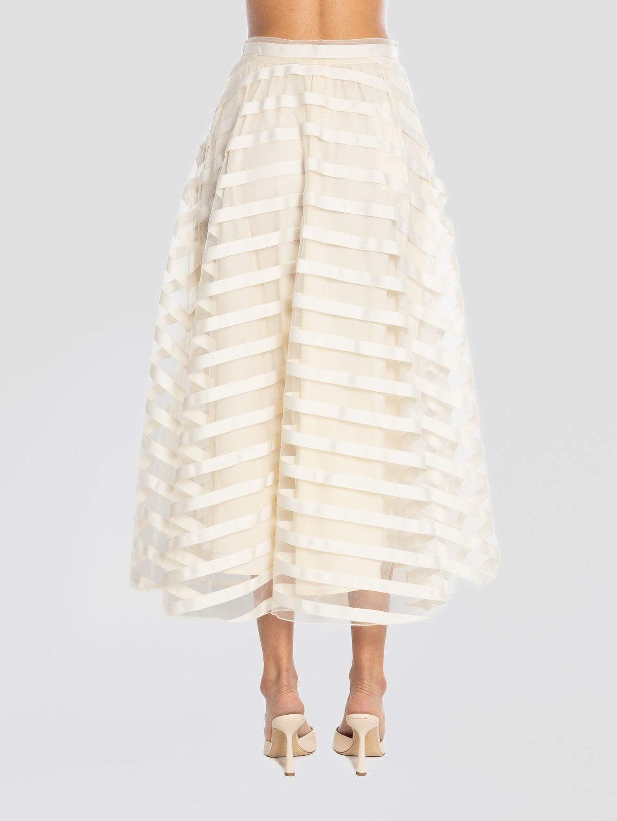 2026 New Arrival Gonna in Tulle Ricamato Sabbia