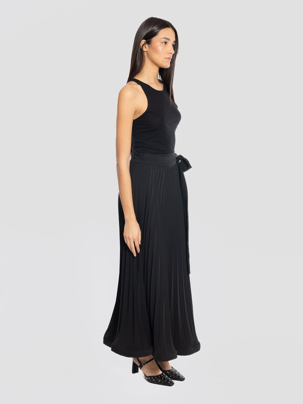 2026 New Arrival Gonna Lunga in Cady Plissé Soleil Nero