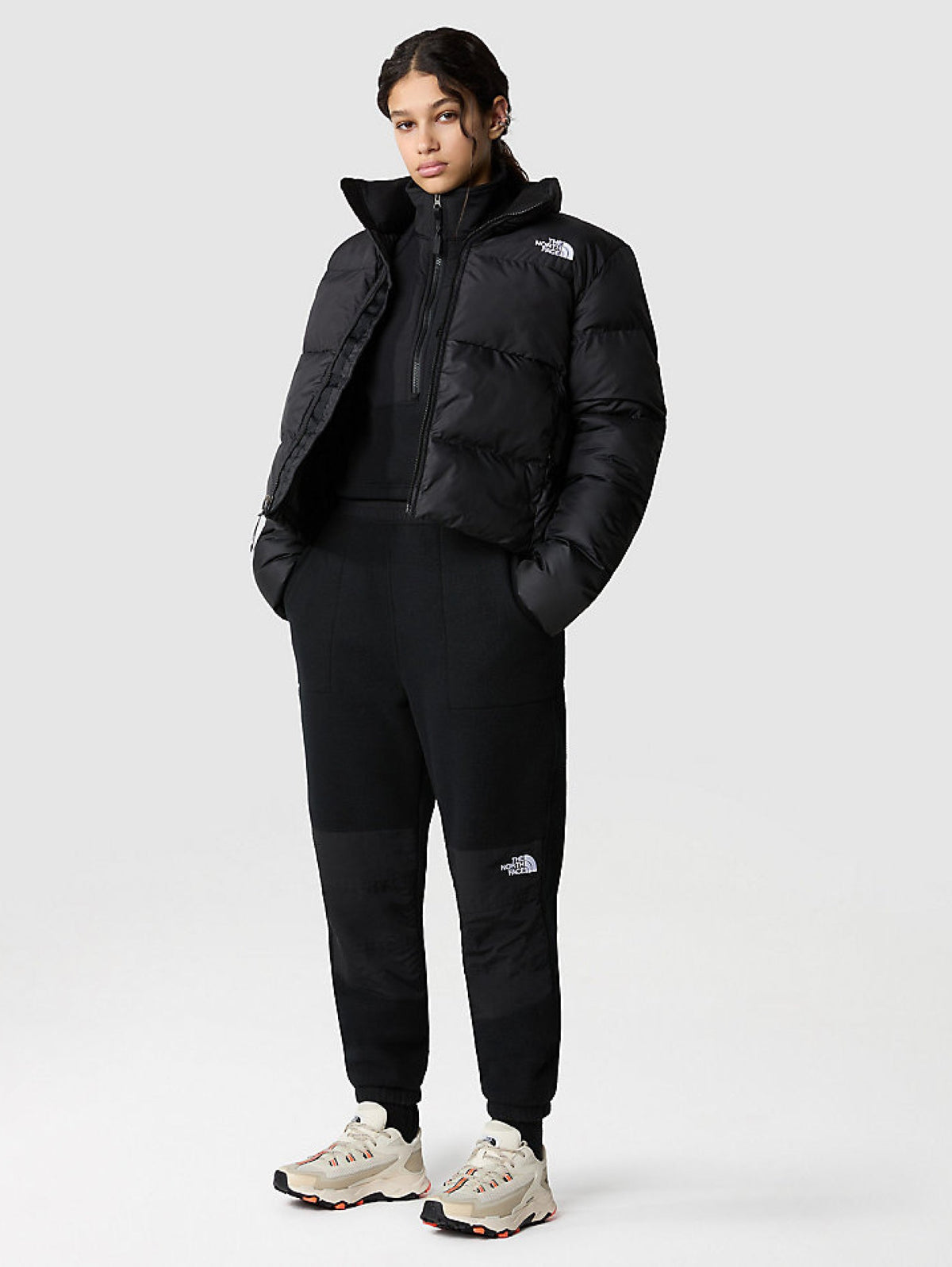 2026 New Arrival Piumino Corto Squadrato Saikuru Cropped Nero