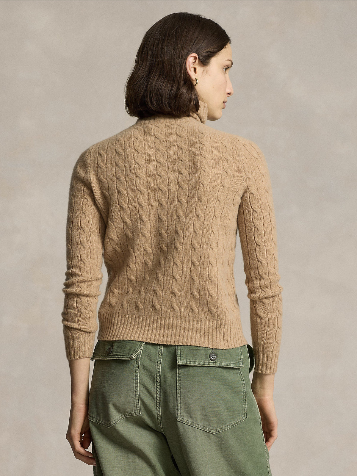 2026 New Arrival Maglia con Collo Alto a Trecce Cammello